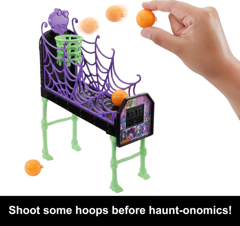 Doll House Furniture and Themed Accessories Playset E377