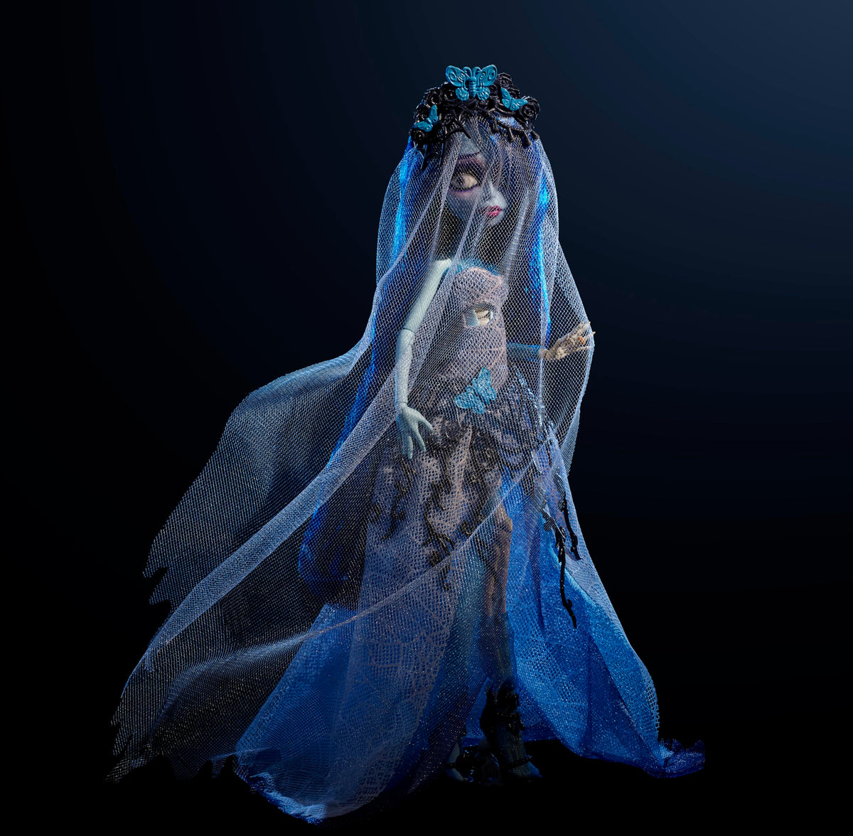 Corpse Bride Emily Doll in Spiderweb Wedding Dress with Accessories E477